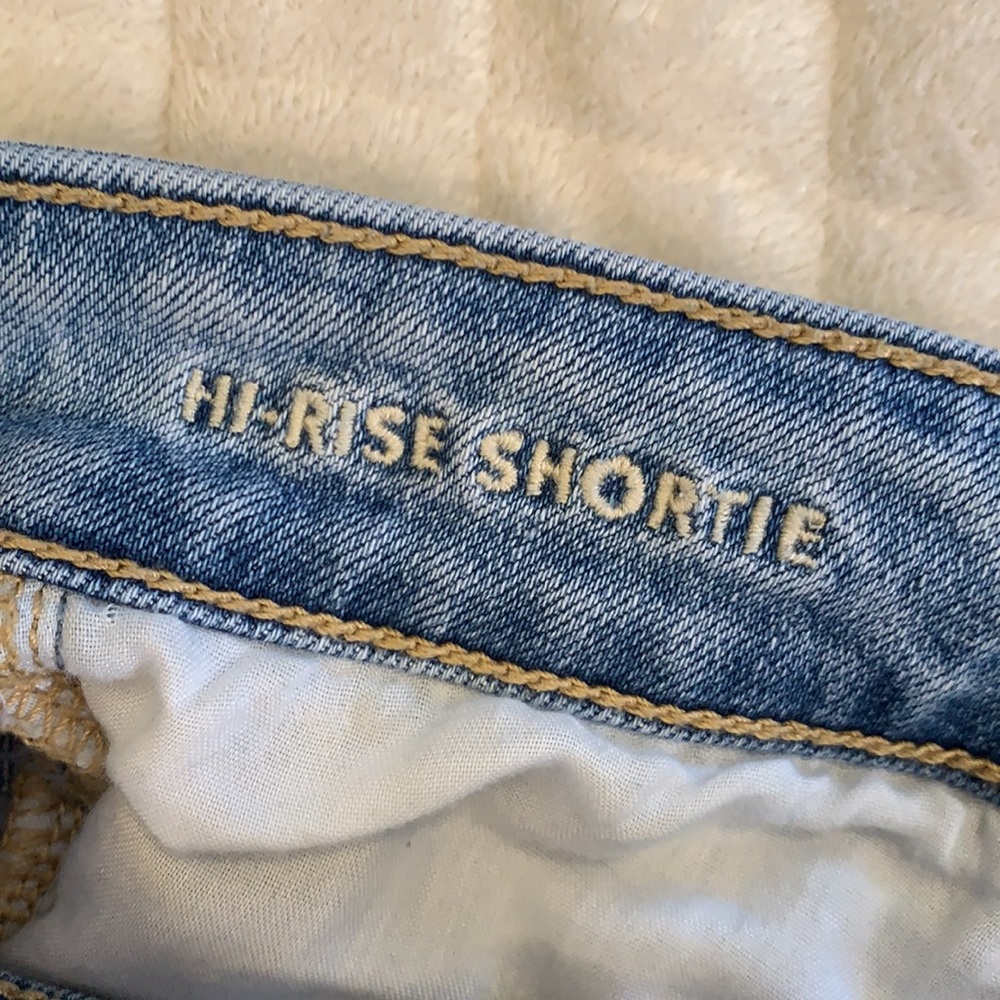 American Eagle Distressed Jean Shorts - Picture 5 of 7